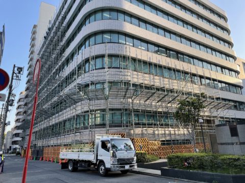 栄、足場工事、3日目