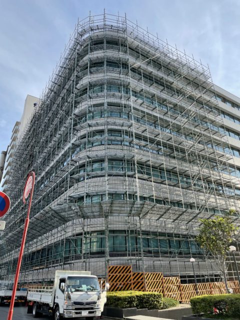 栄、足場工事、6日目